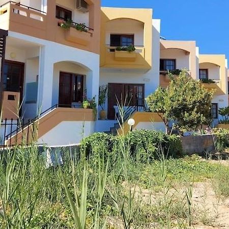 Menelaos Apartments Daratsos Buitenkant foto
