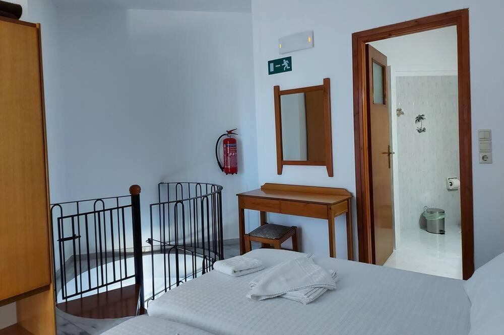 Menelaos Apartments Daratsos Buitenkant foto